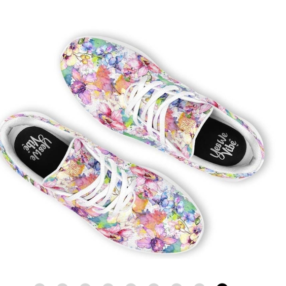 NWT Yes VIBES Watercolor Flowers Sneakers Size 8 - Picture 9 of 16